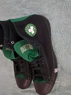 Boston Celtics Black & Green Converse Chuck Talor High-Top Sneakers